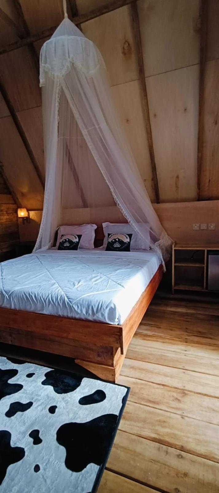 Girang Rinjani Bungalows Tetebatu Exterior foto